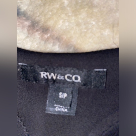 RW Tank top - Picture 2 of 3